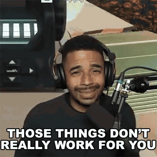 Those Things Dont Really Work For You Raynday Gaming GIF - Those Things Dont Really Work For You Raynday Gaming It Has No Effect On You GIFs