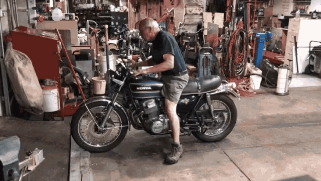 Uncle Ernie Motorcycle GIF - Uncle Ernie Motorcycle Burnout GIFs