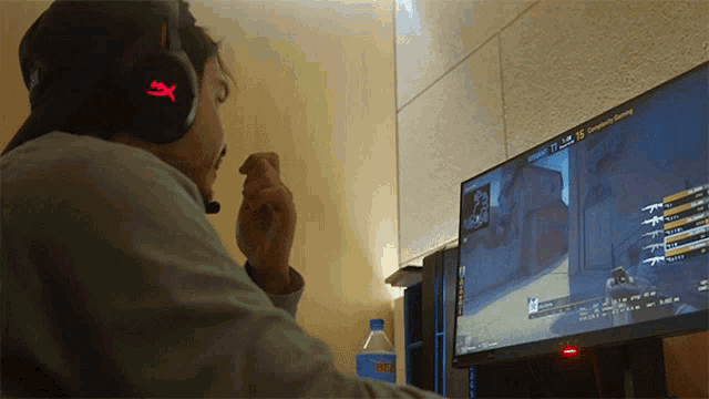 Playing Games Complexity Gaming GIF - Playing Games Complexity Gaming Watching GIFs