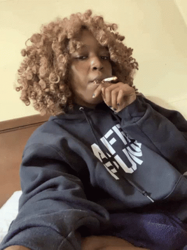 Smoking Herbal Smoking GIF - Smoking Herbal Smoking Black Girl GIFs