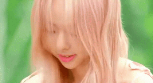 이달의소녀 루나 비비 찰랑 시원 상쾌 바람 GIF - Loona Kpop Wind GIFs