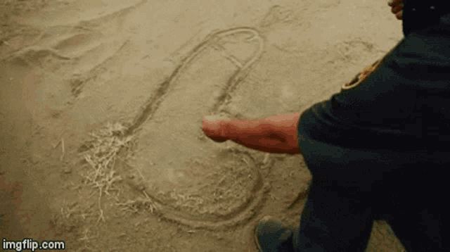 Border Patrol Drawing GIF - Border Patrol Drawing Sand GIFs