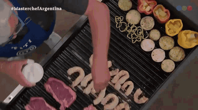 Asando Comida Master Chef Argentina GIF - Asando Comida Master Chef Argentina Asar Carne GIFs