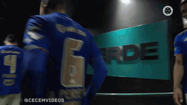 a soccer player with the number 6 on his back