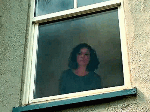 Window Tatiana Maslany GIF - Window Tatiana Maslany She Hulk GIFs