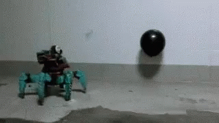 Tomas Robot GIF - Tomas Robot Balloon GIFs