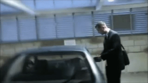 Nathan Head Fall Over GIF - Nathan Head Fall Over Pushed Over GIFs
