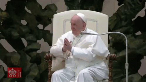 Pope Clap Clap GIF - Pope Clap Clap Pope GIFs