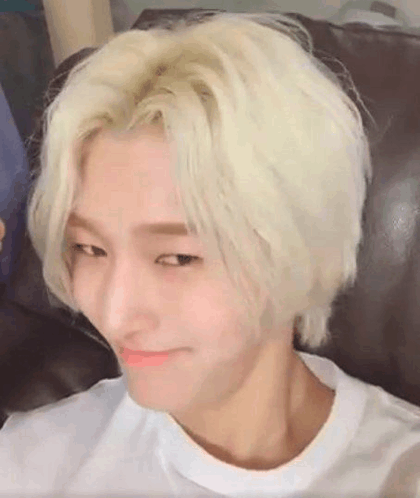 Onlyoneof Kpop GIF - Onlyoneof Kpop GIFs