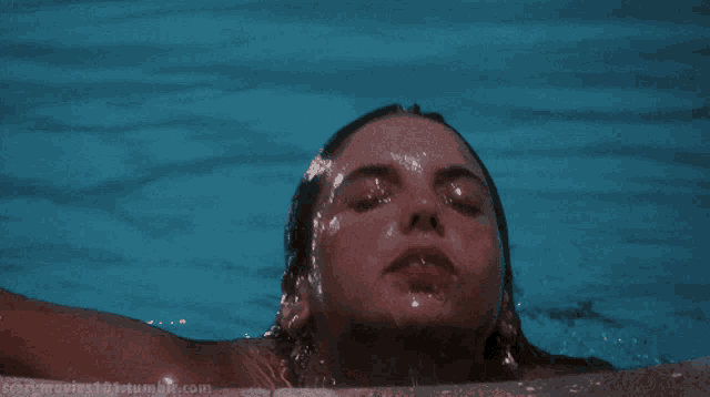 a close up of a woman 's face with the website scarymovies101.tumblr.com visible in the corner