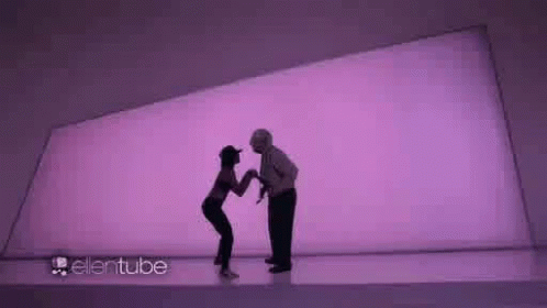 Berni Sanders Dance GIF - Berni Sanders Dance Ellen Tube GIFs