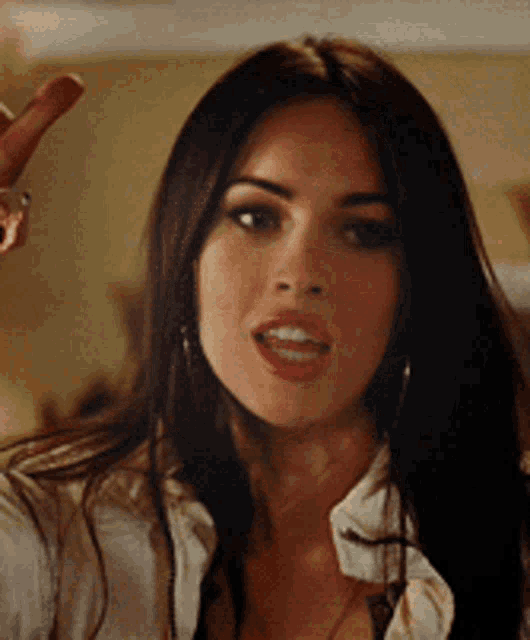 Megan Fox Caça 50 GIF