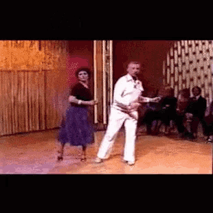 Couple Dance GIF - Couple Dance Slow Dance GIFs