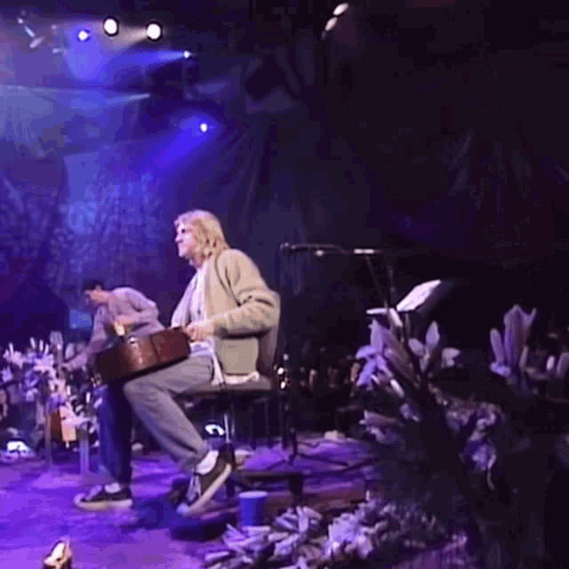 Kurt Cobain Cobain GIF - Kurt Cobain Cobain Kurt GIFs