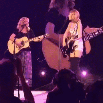 Smelly Cat GIF - Smelly Cat Friends Taylor Swift GIFs