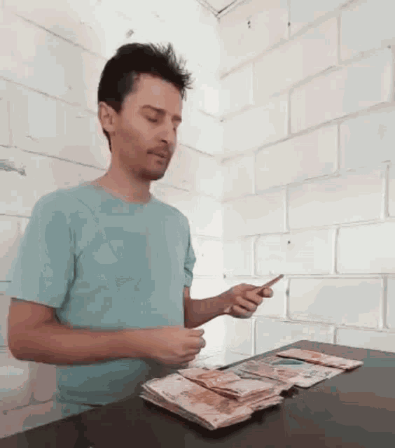 Money Plata Dinero Bugs Bunny GIF