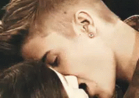 Jb Kiss GIF - Justin Bieber Kiss Torrid GIFs