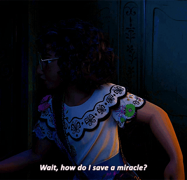 Encanto Mirabel Madrigal GIF - Encanto Mirabel Madrigal Wait How Do I Save A Miracle GIFs