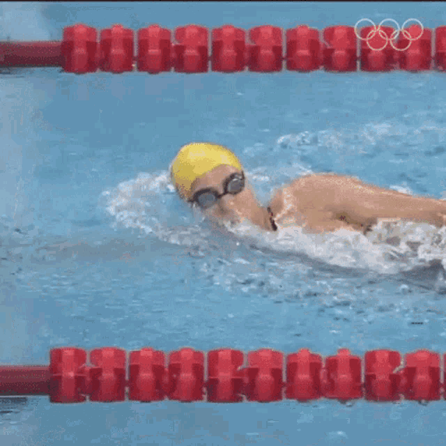 Reach Finish Line Olympics GIF - Reach Finish Line Olympics Competition Has Finished GIFs