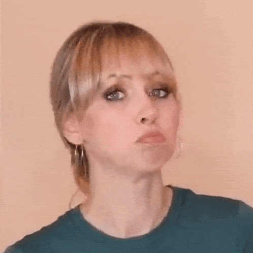 Decepcionada Superholly GIF