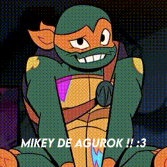 a cartoon of a teenage mutant ninja turtle with the caption mikey de agurok !!