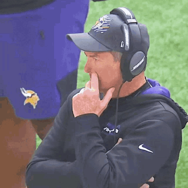 Mike Zimmer GIF - Mike Zimmer GIFs
