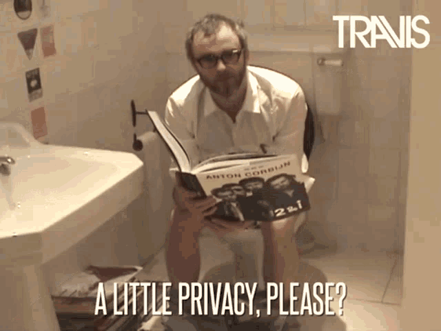 Travis Fran Healy GIF - Travis Fran Healy Toilet GIFs