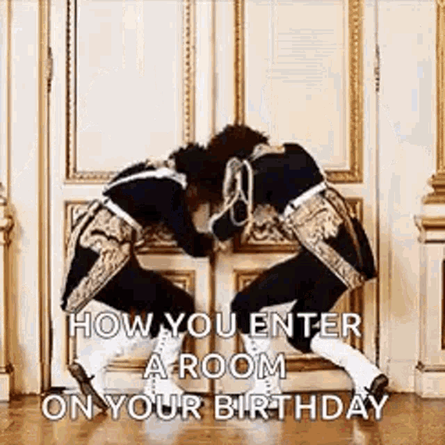 How You Enter A Room On Your Birthday Beyonce GIF - How You Enter A Room On Your Birthday Beyonce Entering GIFs