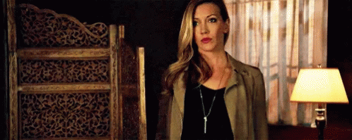 Katie Cassidy The Flash GIF - Katie Cassidy The Flash GIFs