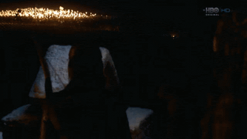 Melissandre Game Of Thrones GIF - Melissandre Game Of Thrones Lights Up GIFs