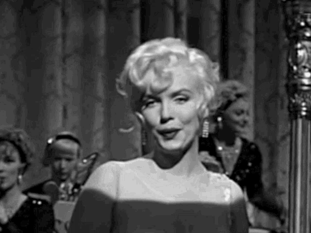 I Want To Be Loved By You Marilyn GIF - I Want To Be Loved By You Marilyn Some Like It Hot GIFs