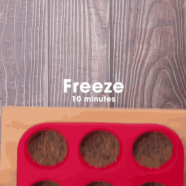 the word freeze that is on a piece of paper