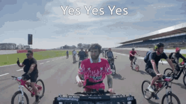 Dom Whiting Yes Yes Yes GIF - Dom Whiting Yes Yes Yes Silverstone GIFs