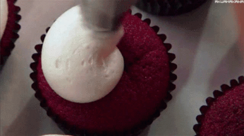 Red Velvet Cupcake Cream Cheese Frosting GIF - Red Velvet Cupcake Cream Cheese Frosting Cupcakes GIFs