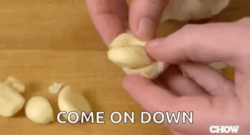 Garlic Cloves GIF - Garlic Cloves Peel GIFs