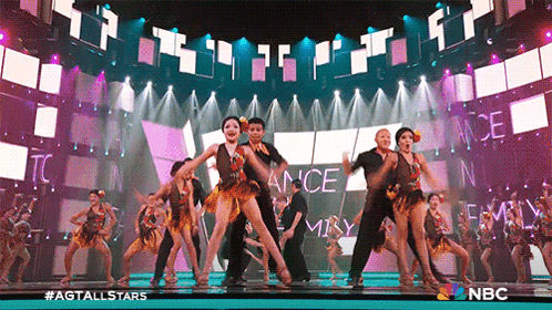Dancing Dance Town Family GIF - Dancing Dance Town Family America'S Got Talent All-stars GIFs