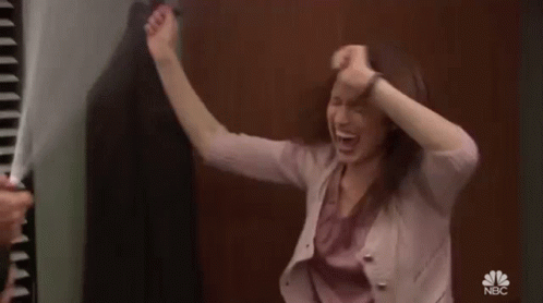 Excited Erin Hannon GIF - Excited Erin Hannon Ellie Kemper GIFs