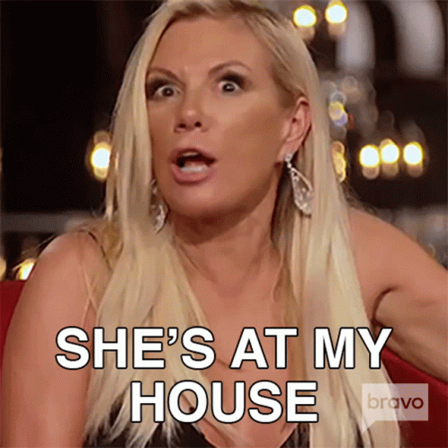 Shes At My House Real Housewives Of New York GIF - Shes At My House Real Housewives Of New York Shes In My Home GIFs