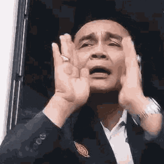 Prayut Chan O Cha Your Father Is Dead GIF - Prayut Chan O Cha Your Father Is Dead Shout GIFs