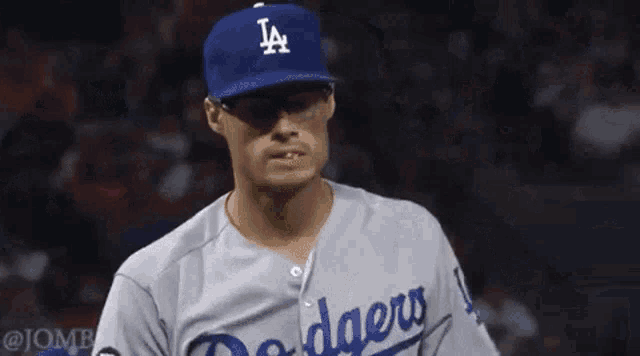 Joe Kelly Dodgers GIF - Joe Kelly Dodgers Baseball GIFs