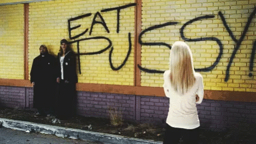 Jay And Silent Bob Pussy GIF - Jay And Silent Bob Pussy Oral GIFs