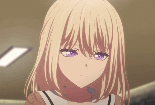a blonde anime character with purple eyes