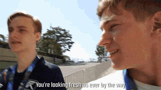 Youre Looking Fresh As Ever By The Way You Look Fresh GIF - Youre Looking Fresh As Ever By The Way You Look Fresh Fresh From The Bath GIFs
