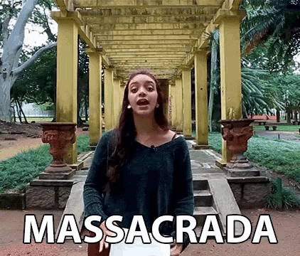 a woman stands in front of a pergola with the words massacrada written on the bottom