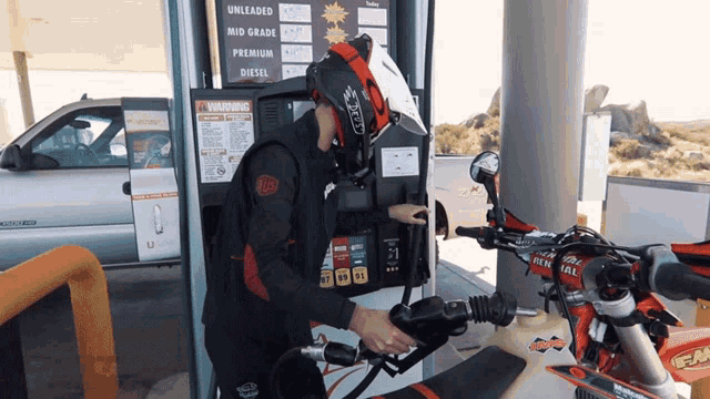 Refuel Gasoline Station GIF - Refuel Gasoline Station Fuel Up GIFs