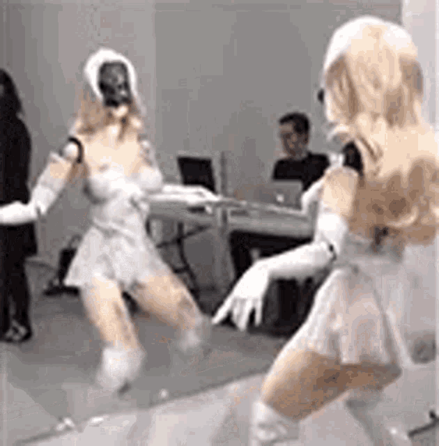 Dance Robot GIF - Dance Robot Moves GIFs