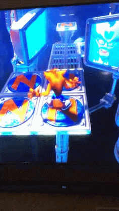 Crash Bandicoot GIF - Crash Bandicoot Running GIFs