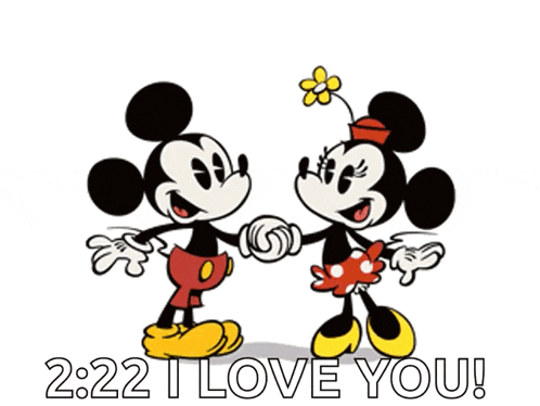a cartoon of mickey mouse and minnie mouse kissing