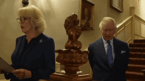 King Charles Queen Camilla GIF - King Charles Queen Camilla Royal Family GIFs