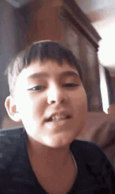 Sabin Miel GIF